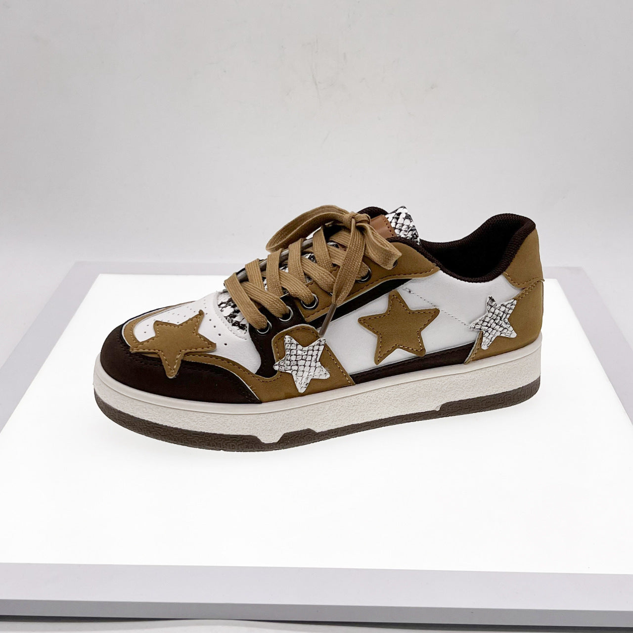 Starstruck Sneakers: Perfect for Spring and Autumn Adventures