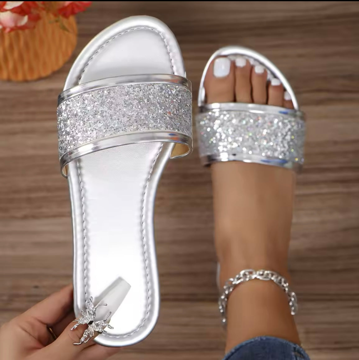 Summer New Fashionable, Sexy, Comfortable Flat Sandals for External Wear